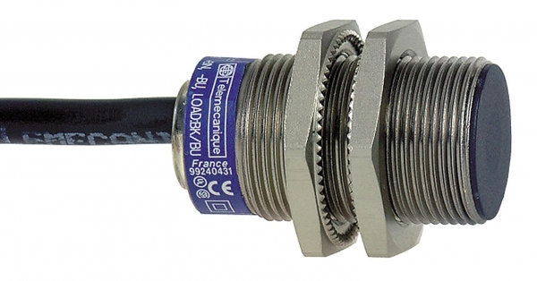 Schneider Electric XS1N18PC410 ИНДУКТИВНЫЙ ДАТЧИК ЦИЛИНДР NO+NC PNP