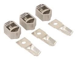 ABB 1SEP304446R0001 Набор V-образных зажимов, 95-240mm2, 3 шт.