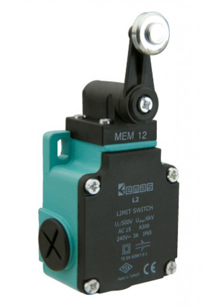L2K13MEM12 Выключатель концевой быстрого переключения угловой 2-х направленный с пластмассовой консолью и стальным роликом Ф20мм (1НО+1НЗ)